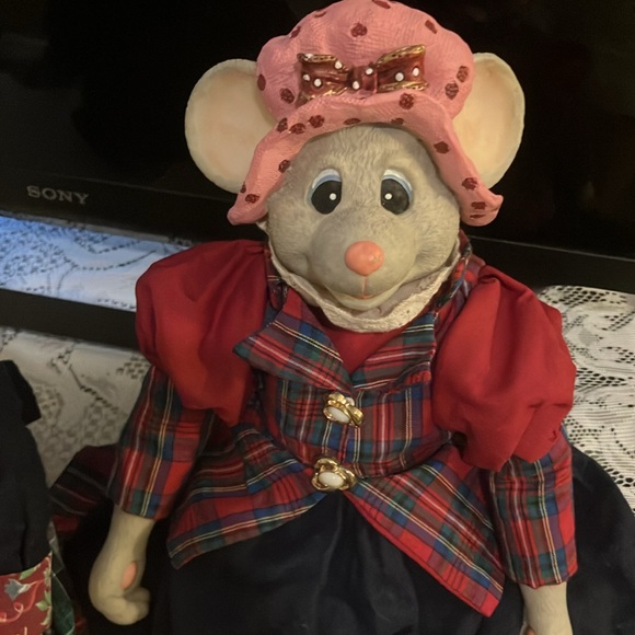 Vintage 90’s House of Lloyd Christmas Marcus & Millicent Mouse Shelf Sitters - Picture 2 of 7